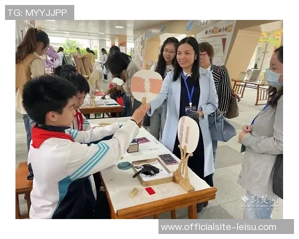 李泓澎:探索未来科技与人文艺术交融的创新之路